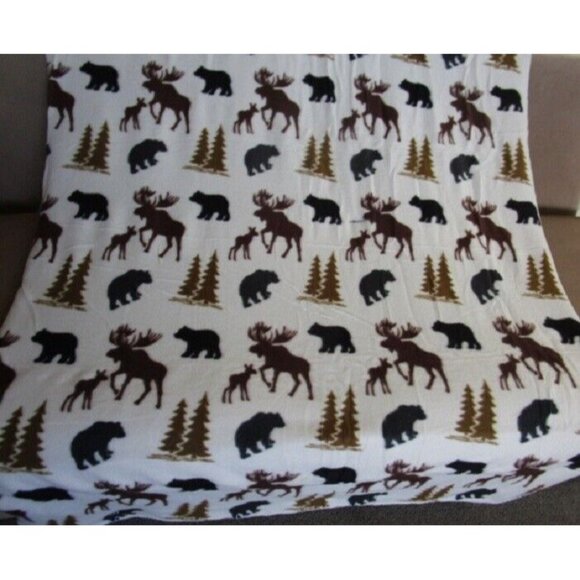 New Outdoors Moose Bear Fleece Throw Gift Blanket Reversible Rustic Cabin Decor - Picture 2 of 4